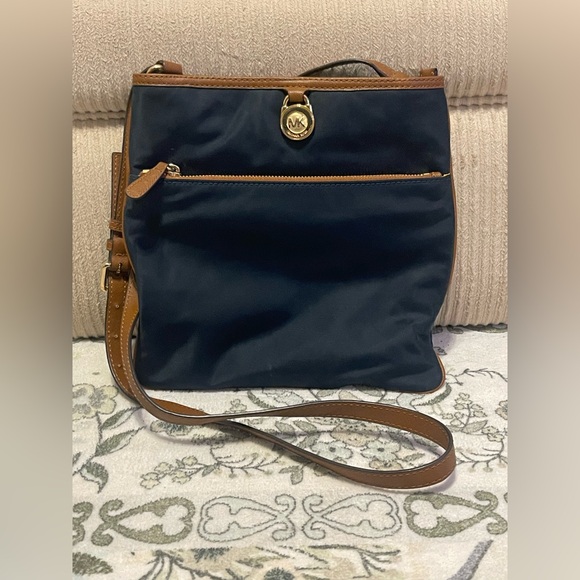 Michael Kors Kempton Nylon Crossbody - Picture 2 of 6